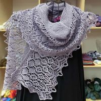 Asymmetrical Shawlette *Jasmina*