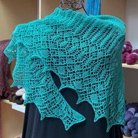 Crescent-Shaped Shawl *Angel`sTears*