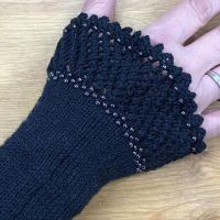 Armstulpe *Gloriane* mit Perlen Armstulpe *Gloriane* mit Perlen