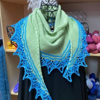 Set: Tuch *LandZauber* & Schulana Angora Fashion Dunkelrot & Schwarz