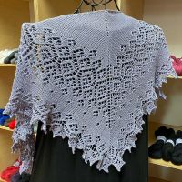 Triangular Shawl *Ambrosia*