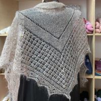 Triangular Shawl *VelvetBreeze*