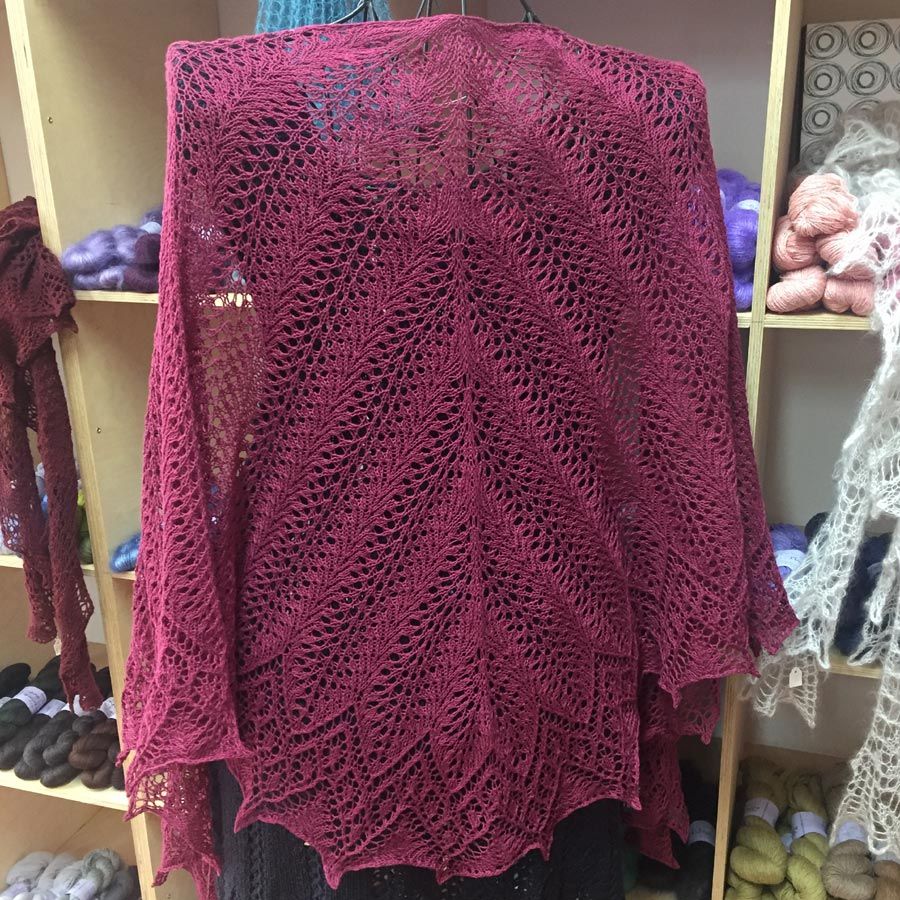 Crescent-Shaped Shawl *MagdalenaB*