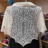 Crescent-Shaped Shawl *BellaInfernale*