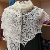 Crescent-Shaped Shawl *BellaInfernale*