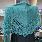 Crescent-Shaped Shawl *LadyHanna*