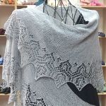 Crescent-Shaped Shawl *LazyRoma*