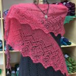 Crescent-Shaped Shawl *Ailyn*