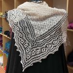 Triangular Shawl *RussianQueen*