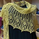 Crescent-Shaped Shawl *Rhapsody*