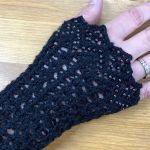 Wristwarmer *BlackMagic* with beads