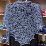 Crescent-Shaped Shawl *Almut*