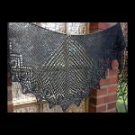 Crescent-Shaped Shawl *LazyAnna*