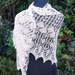 Triangular Shawl *Lindarella*